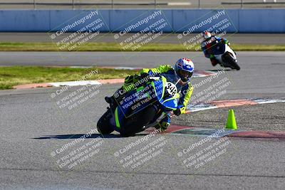 media/Jan-21-2023-Fastrack Riders (Sat) [[fcf3f88a30]]/Level 4/Session 6 Turn 13/